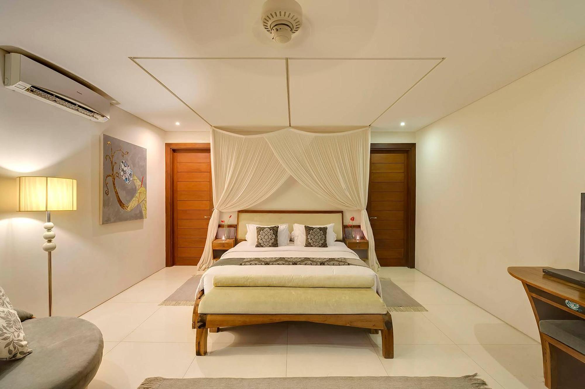 Lataliana Seminyak Villa Ngoại thất bức ảnh